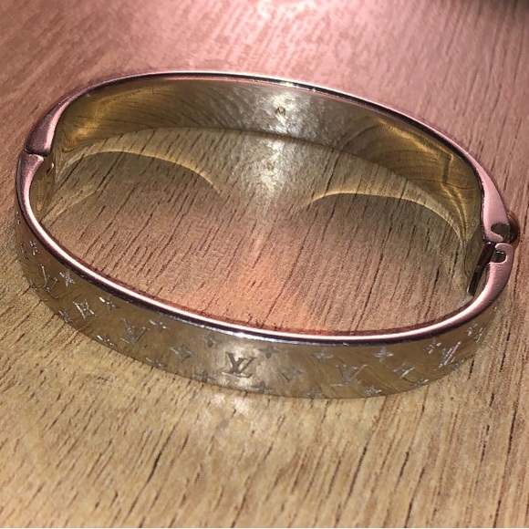 Louis Vuitton Nanogram Cuff - Picture 5 of 6
